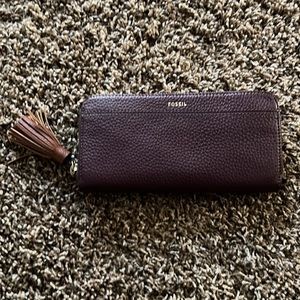NWT Fig Fossil Tara Clutch Wallet